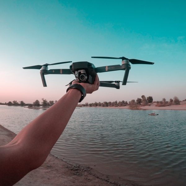 adult aircraft dji 1506991.jpg